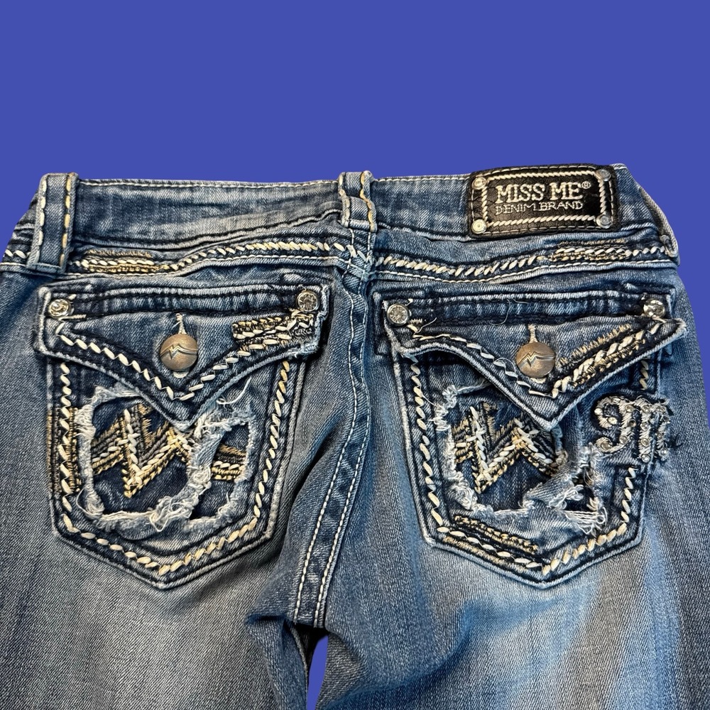 Miss Me Bootcut Jeans Womens 26 Blue Distressed Embroidered Rhinestone Flap